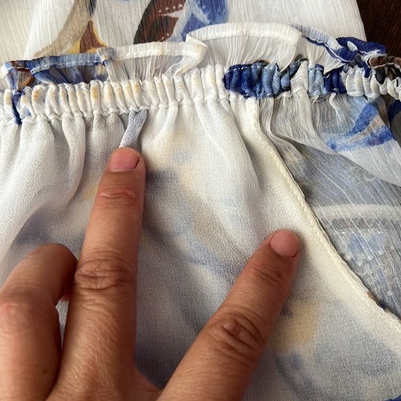 WHMB Off Shoulder Floral Print Top - Picture 9 of 10